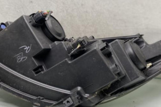 Optique avant principal droit (feux)(phare) PEUGEOT 2008 1