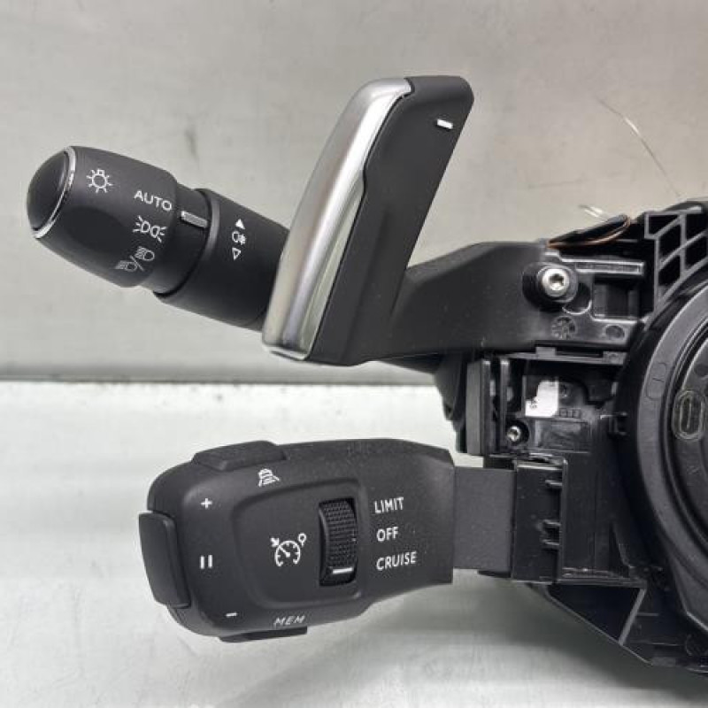 Com (Bloc Contacteur Tournant+Commodo Essuie Glace+Commodo Phare) PEUGEOT 208 2 Photo n°2