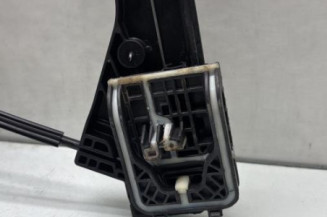 Leve vitre electrique avant droit PEUGEOT 208 2