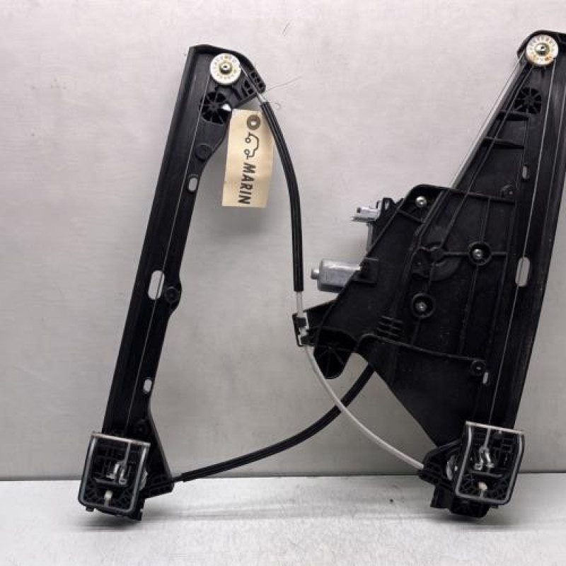 Leve vitre electrique avant gauche PEUGEOT 208 2 Photo n°1