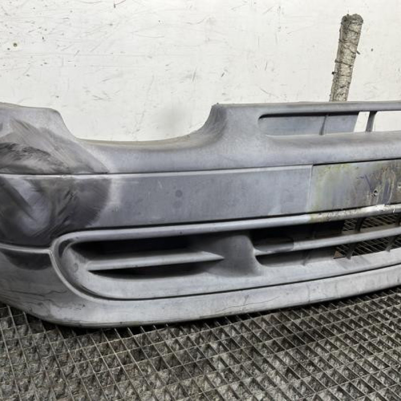 Pare choc avant RENAULT TWINGO 1 Photo n°2