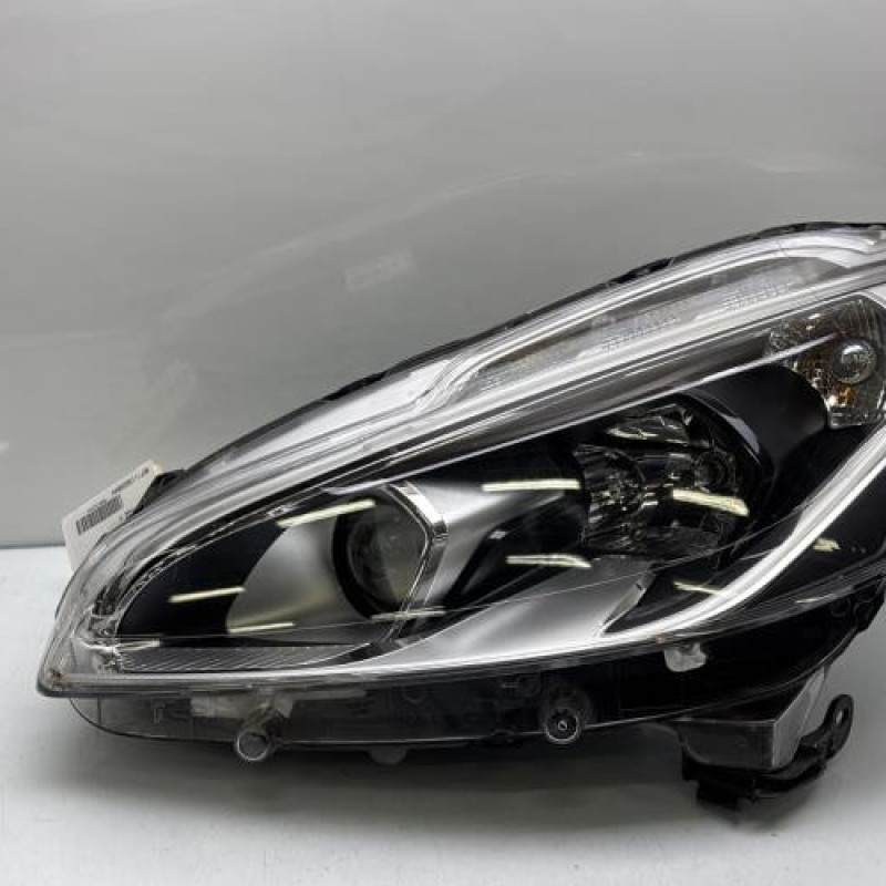 Optique avant principal gauche (feux)(phare) PEUGEOT 208 1 Photo n°1