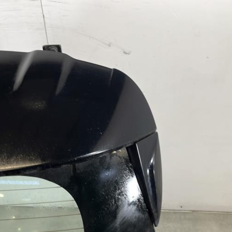 Malle/Hayon arriere RENAULT CLIO 4 Photo n°5