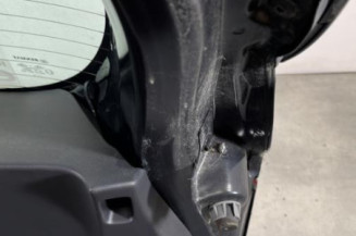 Malle/Hayon arriere RENAULT CLIO 4