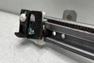 Leve vitre electrique arriere droit RENAULT LAGUNA 2