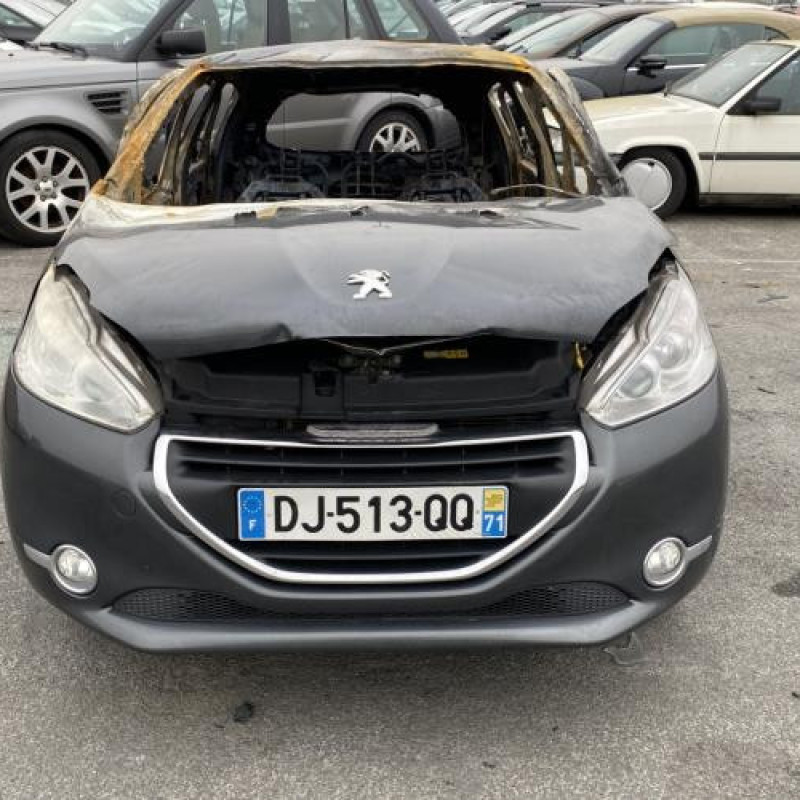 Reservoir essence PEUGEOT 208 1 Photo n°8