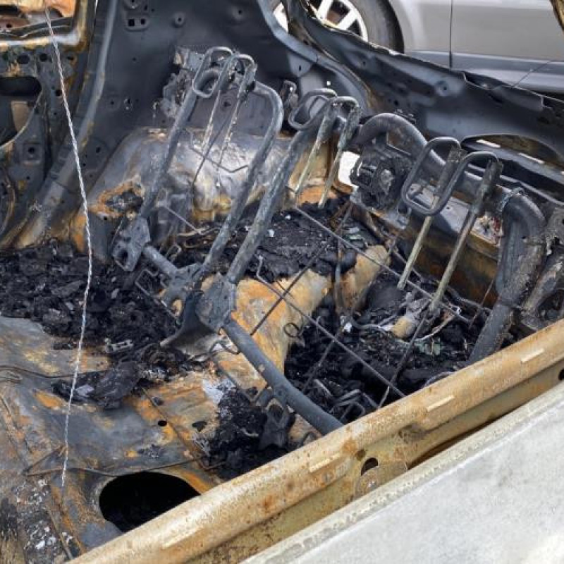 Reservoir essence PEUGEOT 208 1 Photo n°11