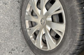 Reservoir essence PEUGEOT 208 1