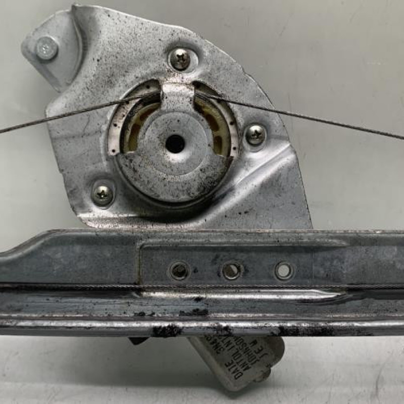 Leve vitre electrique avant gauche DACIA DUSTER 1 Photo n°4