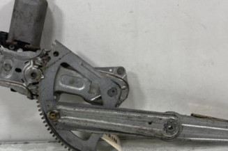 Leve vitre electrique avant gauche PEUGEOT 205