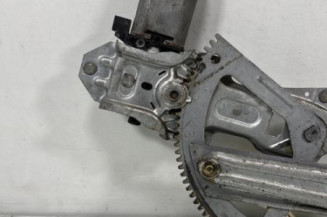 Leve vitre electrique avant gauche PEUGEOT 205