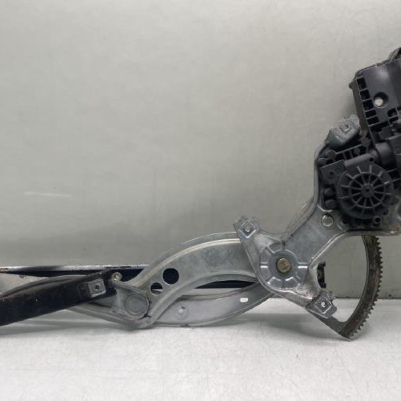 Leve vitre electrique avant gauche VOLKSWAGEN PASSAT 3 Photo n°1