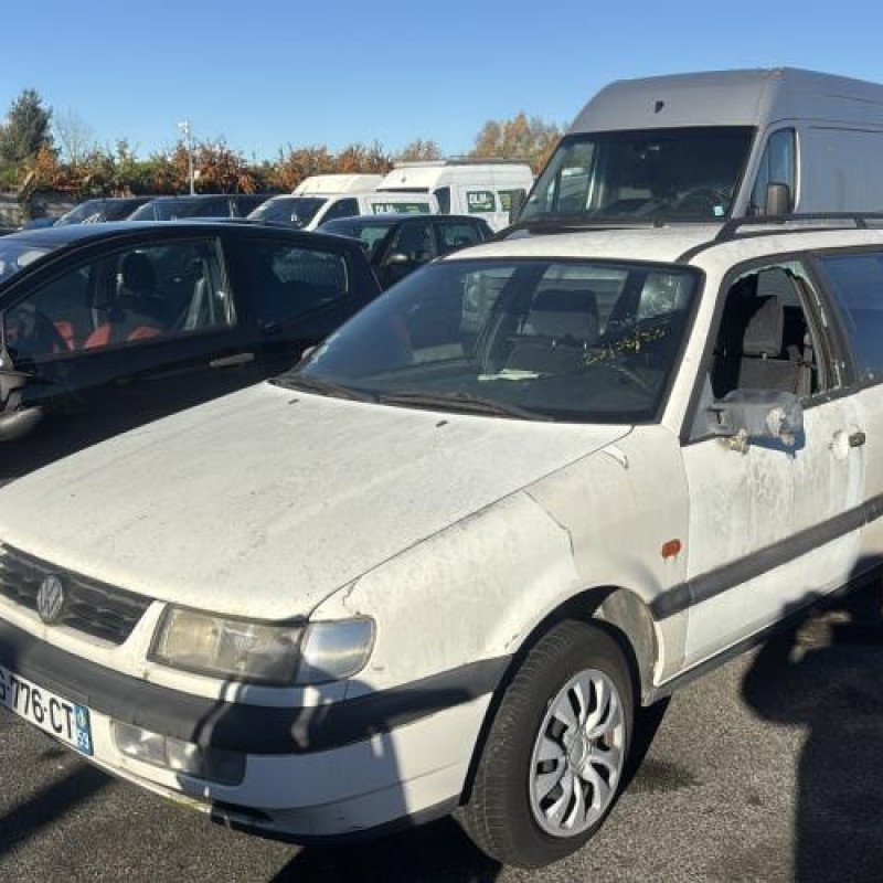 Leve vitre electrique avant gauche VOLKSWAGEN PASSAT 3 Photo n°8