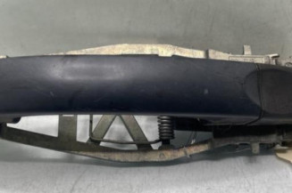 Poignee porte arriere gauche VOLKSWAGEN TOURAN 1 Photo n°1
