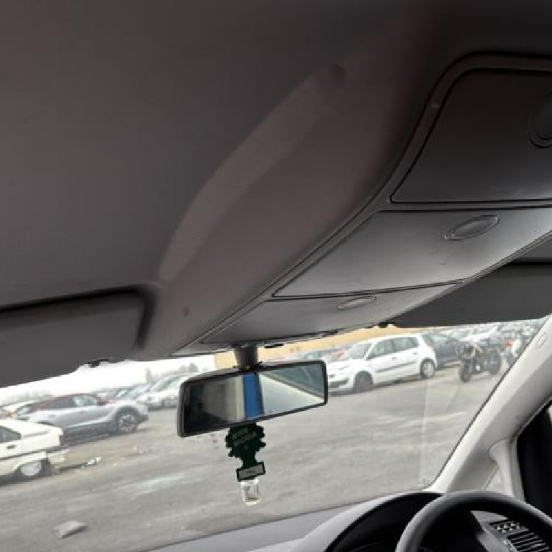 Poignee porte arriere gauche VOLKSWAGEN TOURAN 1 Photo n°16