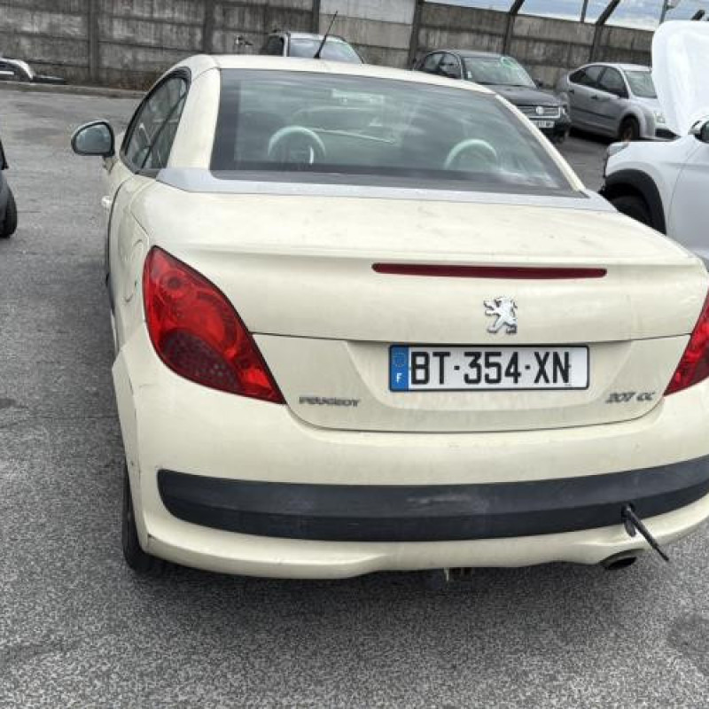 Reservoir essence PEUGEOT 207 Photo n°7