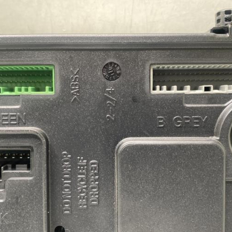 Boitier UCH RENAULT SCENIC 3 Photo n°2