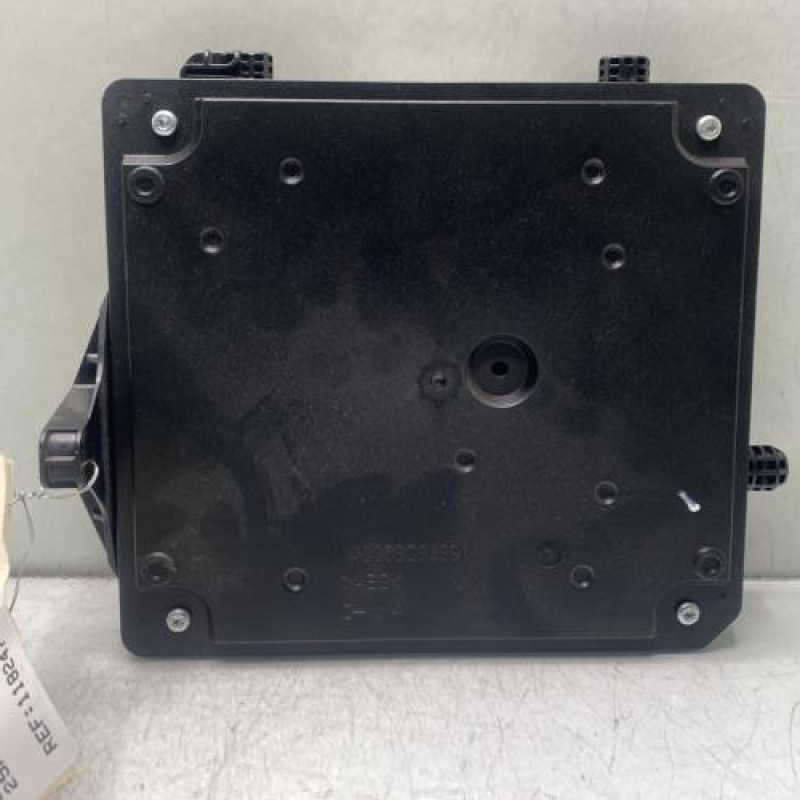 Boitier UCH RENAULT SCENIC 3 Photo n°4