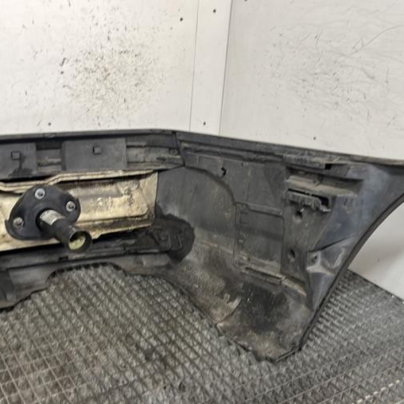 Pare choc arriere BMW SERIE 3 E46 Photo n°4