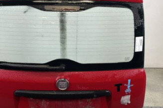 Malle/Hayon arriere FIAT PANDA 2 Photo n°1