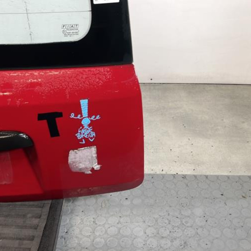 Malle/Hayon arriere FIAT PANDA 2 Photo n°4