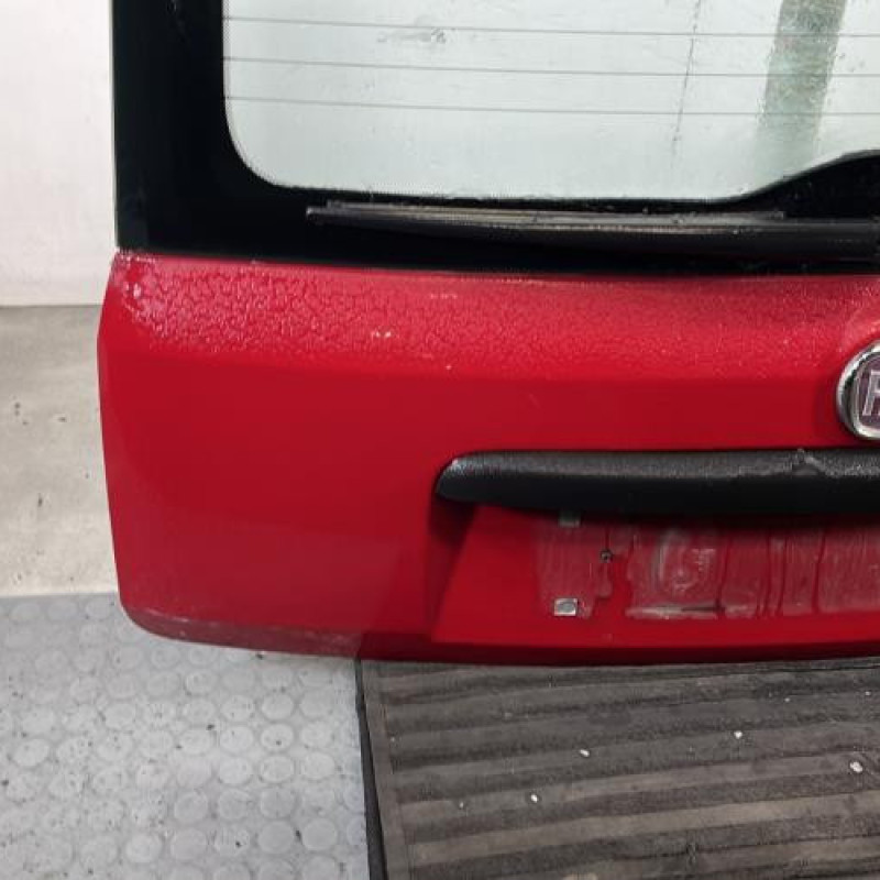 Malle/Hayon arriere FIAT PANDA 2 Photo n°5
