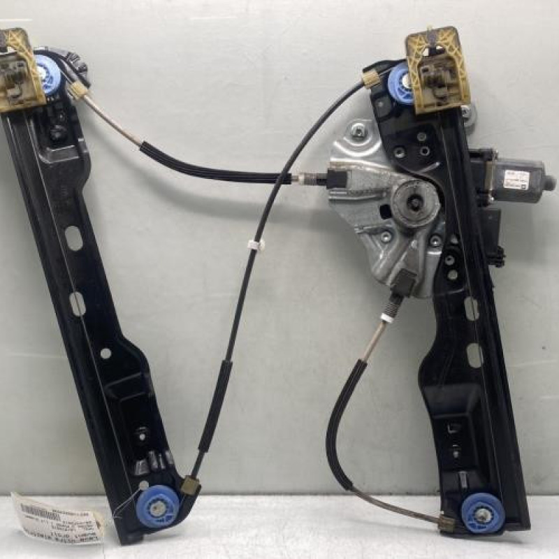 Leve vitre electrique avant droit OPEL ASTRA J Photo n°3