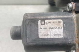 Leve vitre electrique avant droit OPEL ASTRA J