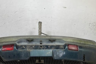Pare choc arriere PEUGEOT 205 Photo n°1