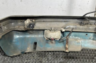 Pare choc arriere PEUGEOT 205