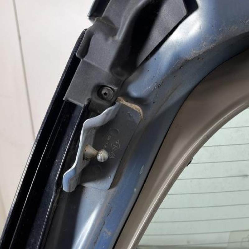 Malle/Hayon arriere RENAULT GRAND SCENIC 2 Photo n°11