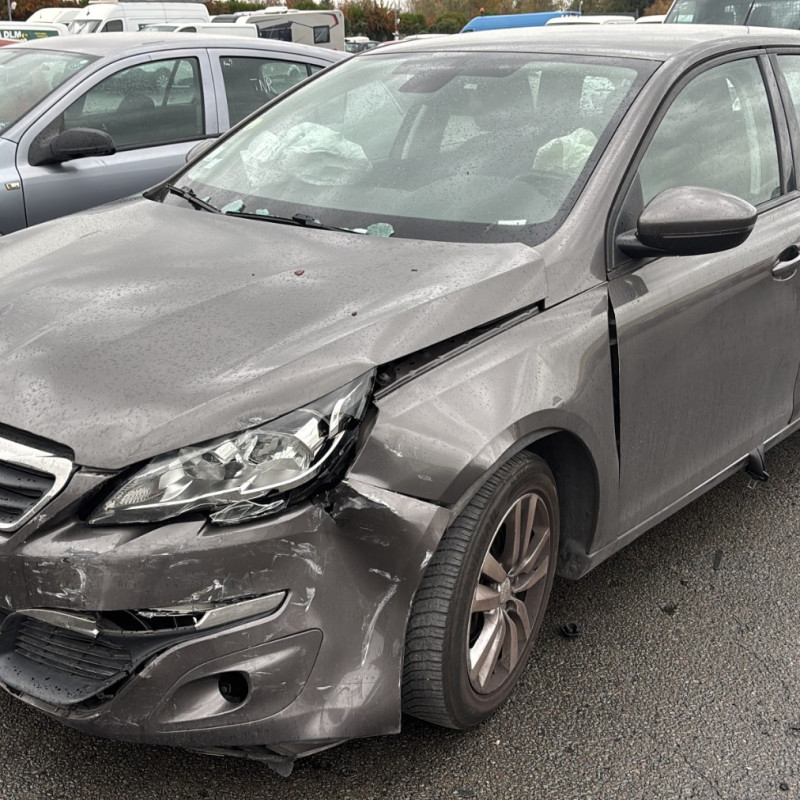 PEUGEOT 308 2 SW PHASE 1 BREAK 1.6 BLUE HDI - 8V TURBO Photo n°7