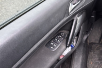 PEUGEOT 308 2 SW PHASE 1 BREAK 1.6 BLUE HDI - 8V TURBO