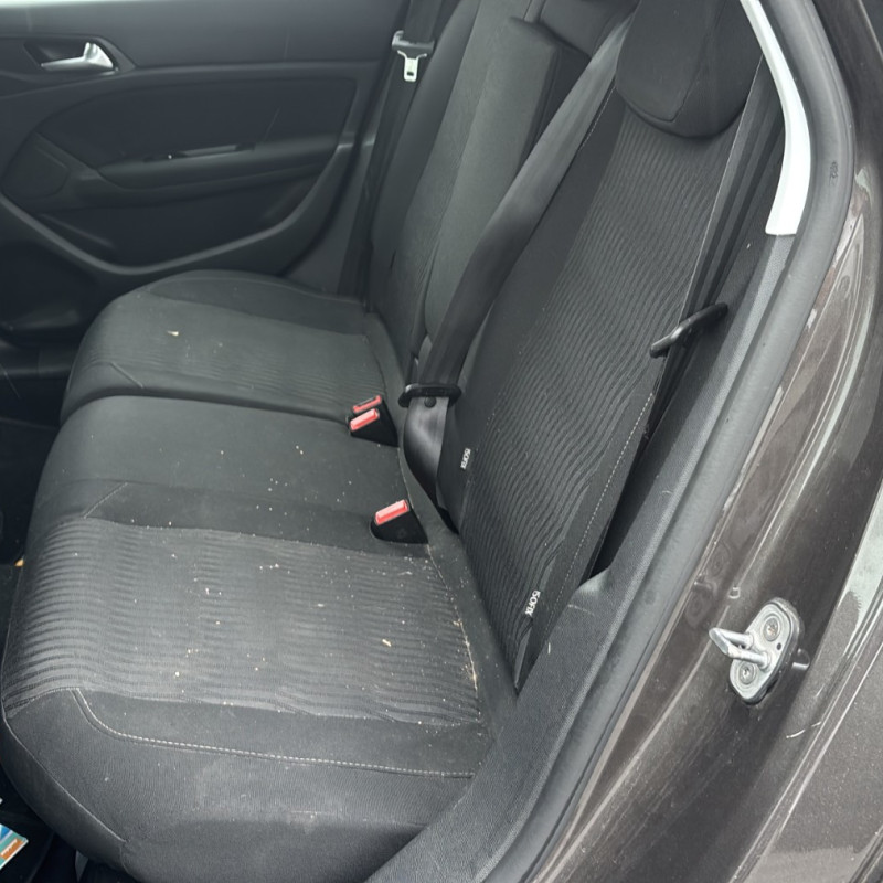 PEUGEOT 308 2 SW PHASE 1 BREAK 1.6 BLUE HDI - 8V TURBO Photo n°18