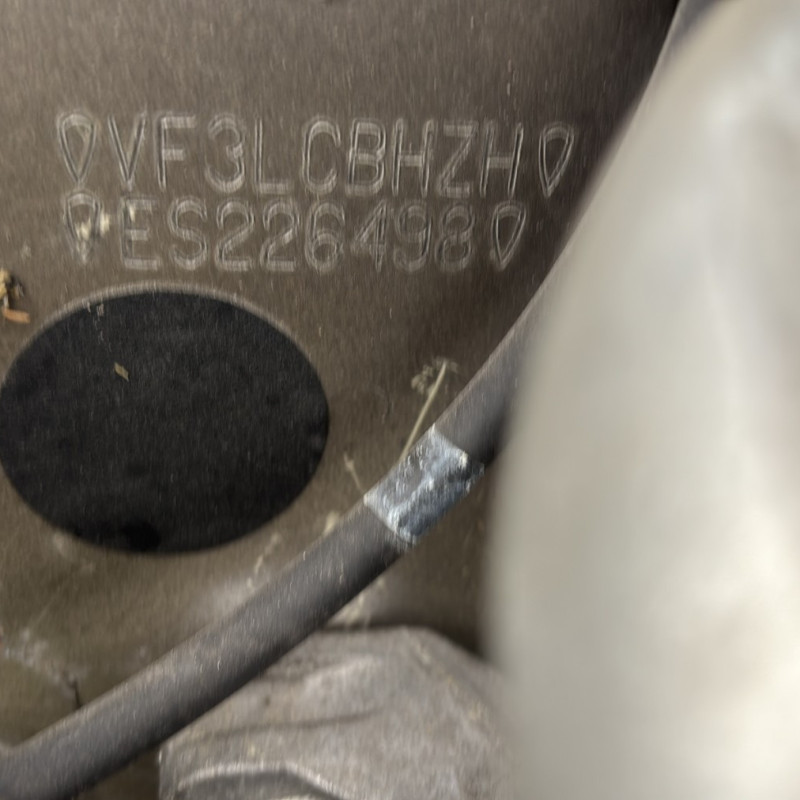 PEUGEOT 308 2 SW PHASE 1 BREAK 1.6 BLUE HDI - 8V TURBO Photo n°30