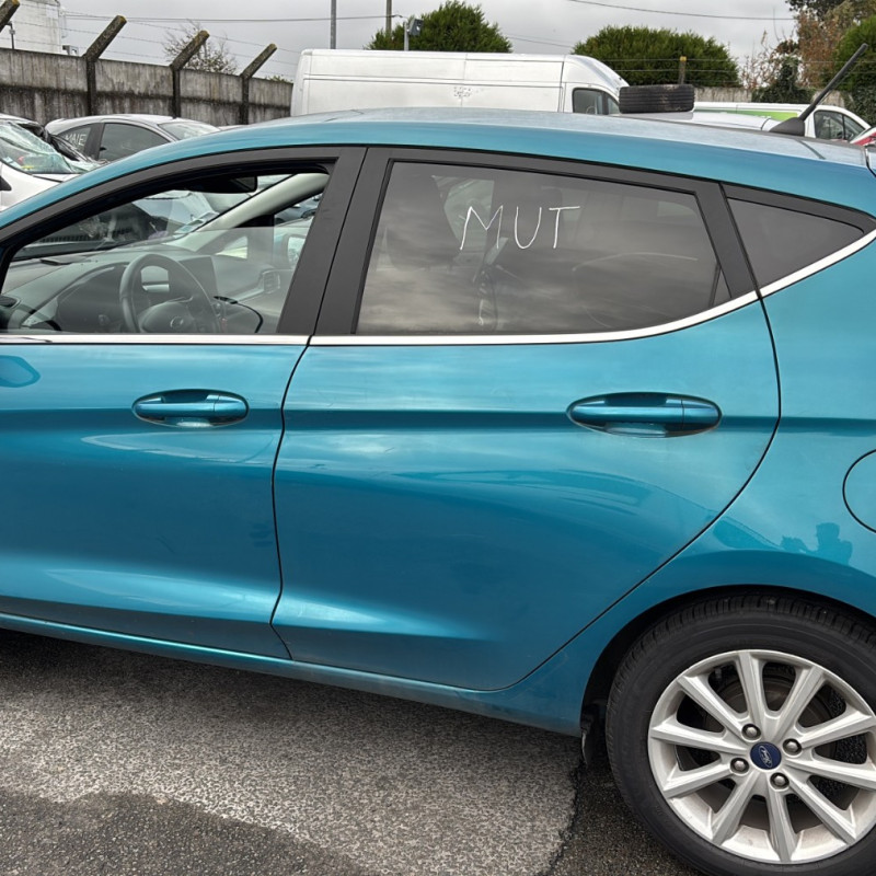 FORD FIESTA 7 PHASE 1 1.0i - 12V TURBO Photo n°7