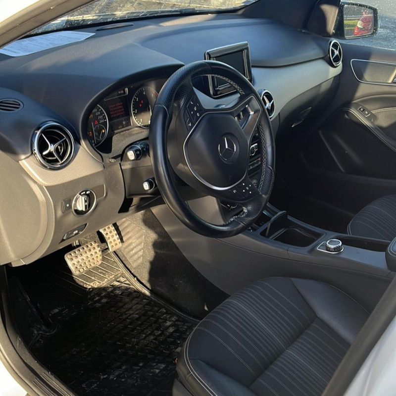 MERCEDES CLASSE B 246 PHASE 1 200 1.8 CDI - 16V TURBO Photo n°12