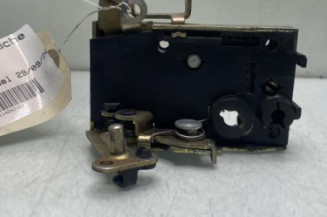 Serrure avant gauche CITROEN SAXO Photo n°1