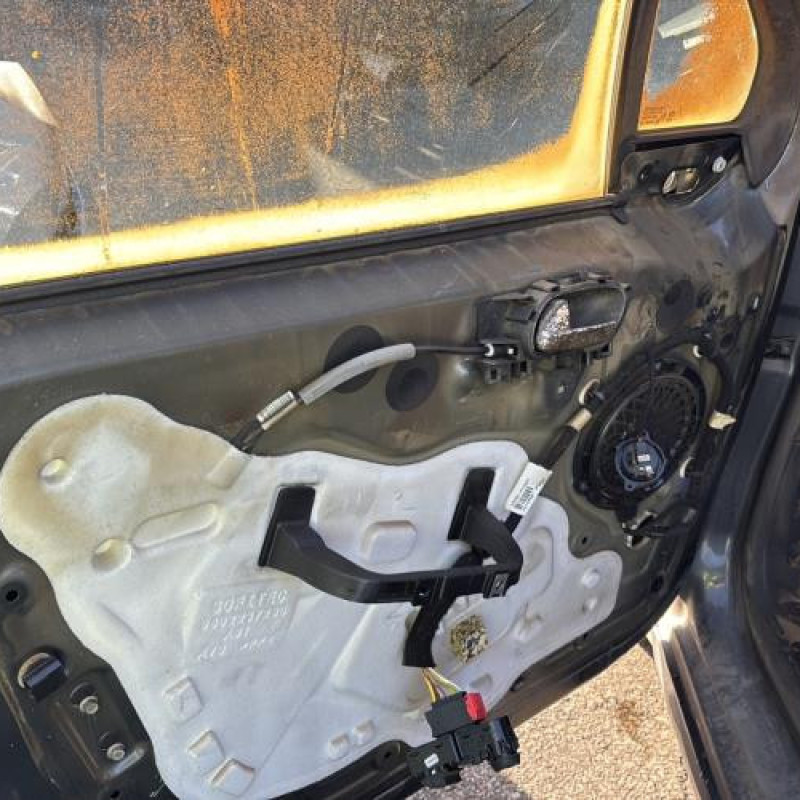 Reservoir AdBlue PEUGEOT 208 1 Photo n°20