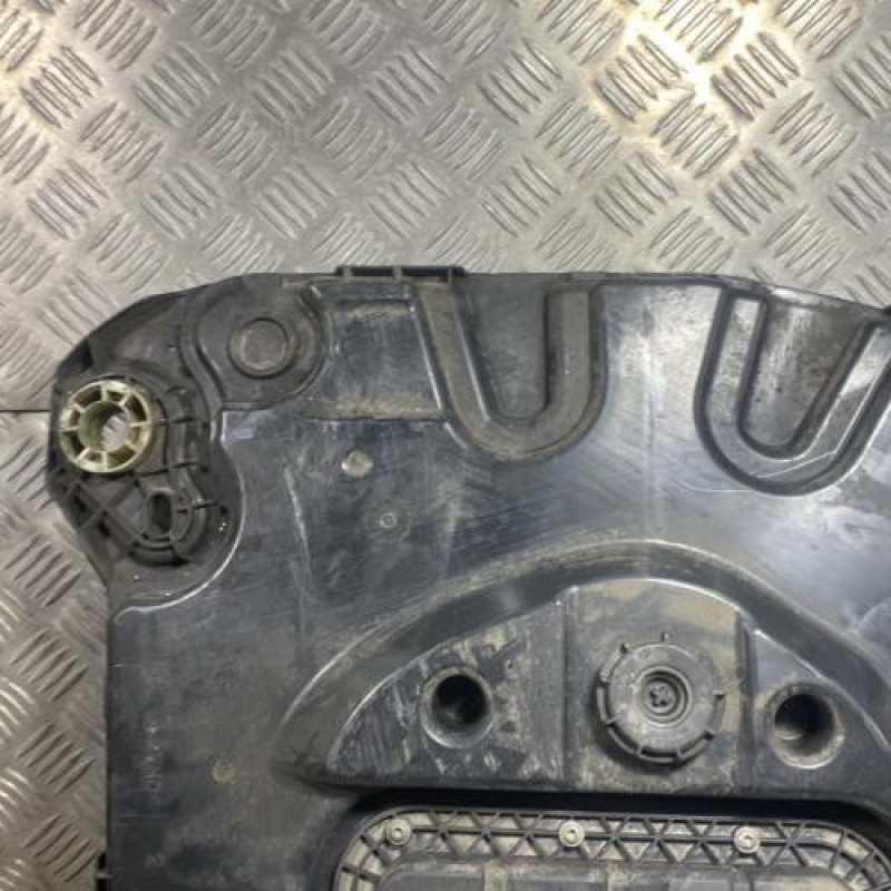 Reservoir AdBlue PEUGEOT 208 1 Photo n°5