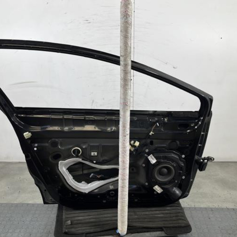 Porte avant gauche RENAULT CLIO 4 Photo n°6