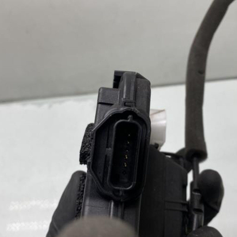 Serrure avant gauche RENAULT CLIO 4 Photo n°4