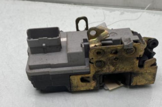 Serrure avant gauche PEUGEOT 206