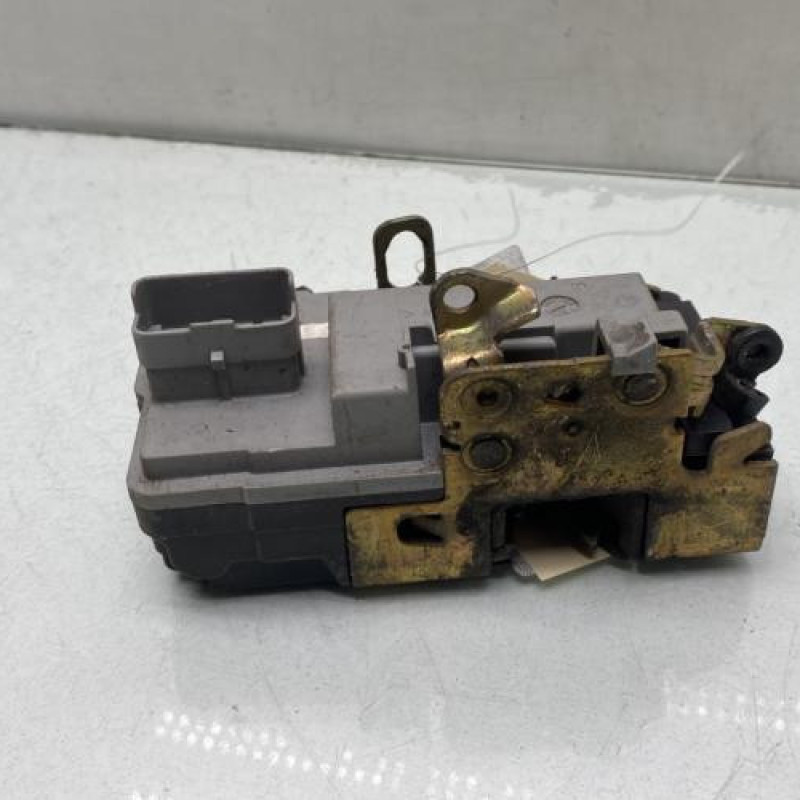 Serrure avant gauche PEUGEOT 206 Photo n°4