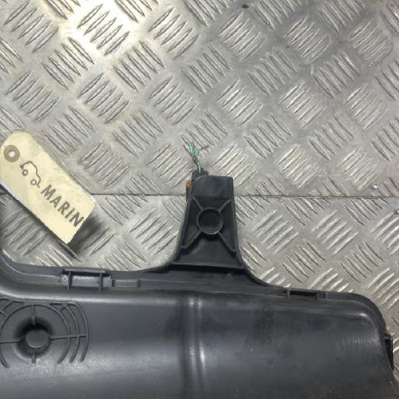 Reservoir AdBlue PEUGEOT 508 1 SW Photo n°12