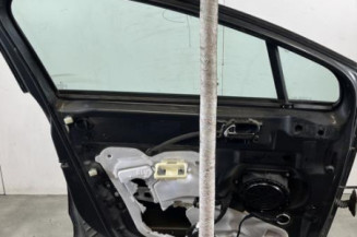 Porte avant gauche PEUGEOT 3008 1