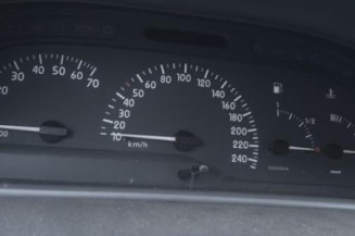 Serrure avant droit RENAULT LAGUNA 1