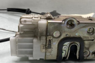 Serrure avant droit MERCEDES CLASSE B 245 Photo n°1