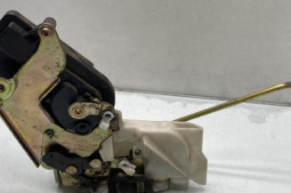 Serrure arriere droit OPEL AGILA A