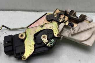 Serrure arriere gauche OPEL AGILA A